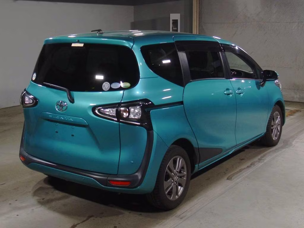 TOYOTA SIENTA