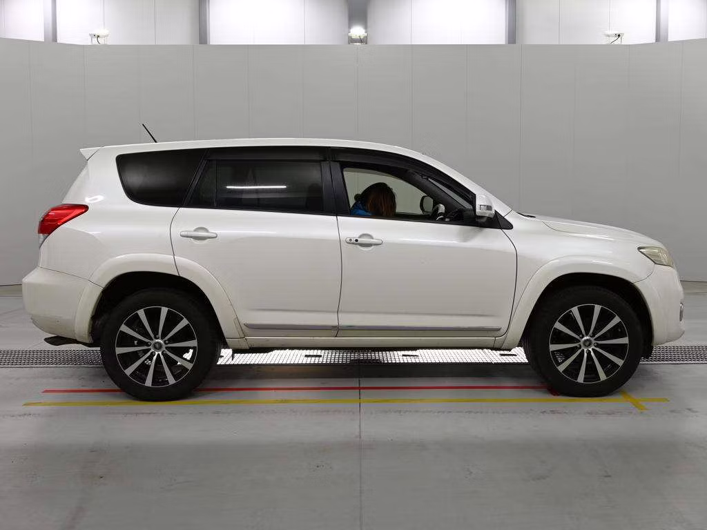 TOYOTA VANGUARD
