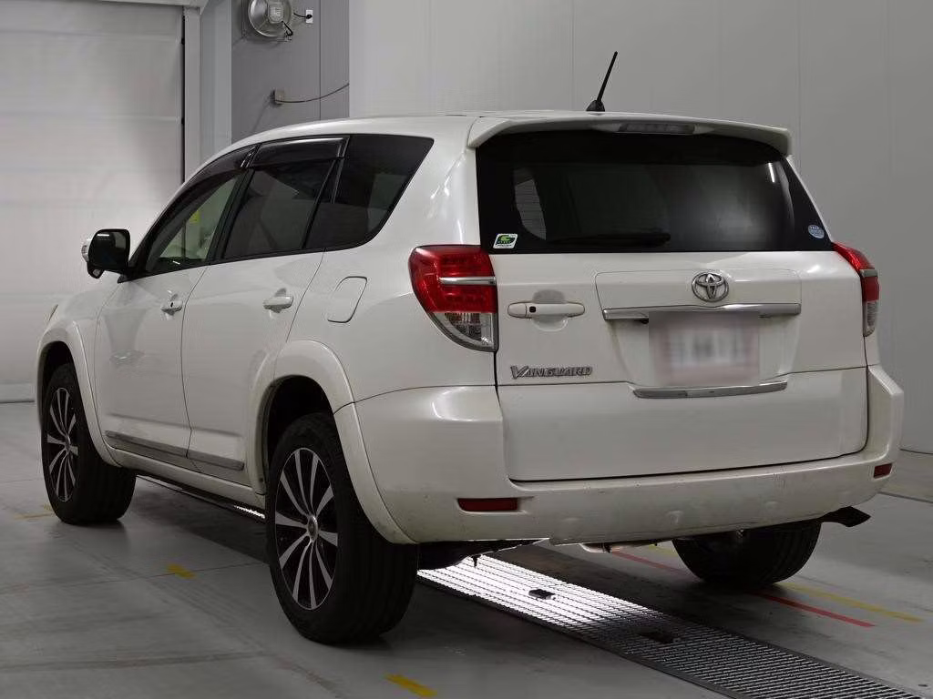 TOYOTA VANGUARD