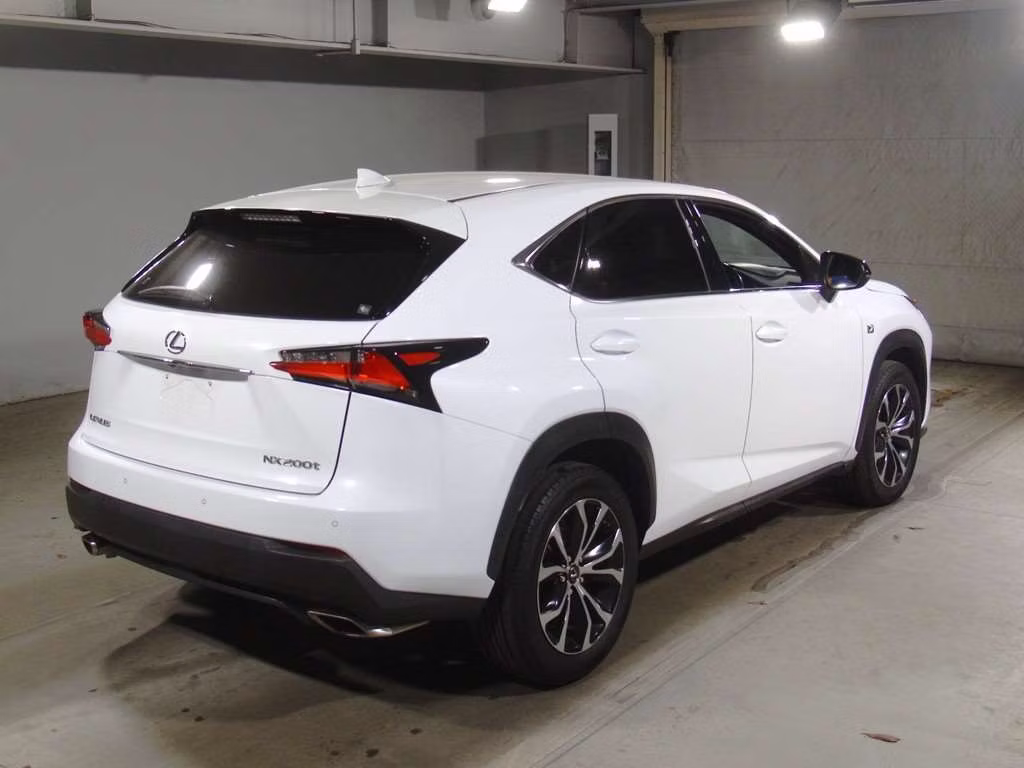 LEXUS NX200T