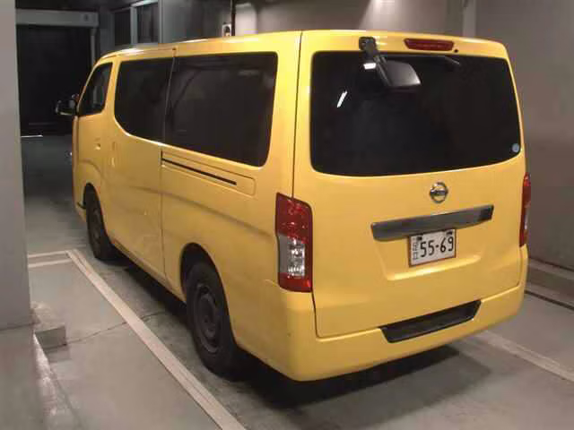 NISSAN NV350 CARAVAN