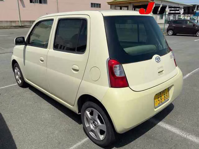 DAIHATSU ESSE