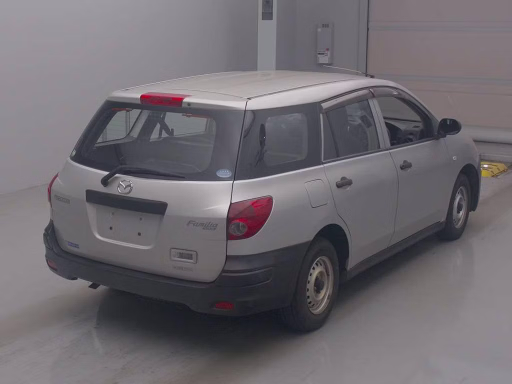 MAZDA FAMILIA