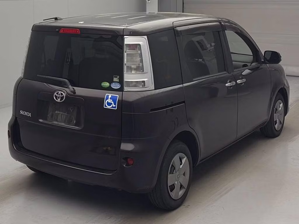 TOYOTA SIENTA