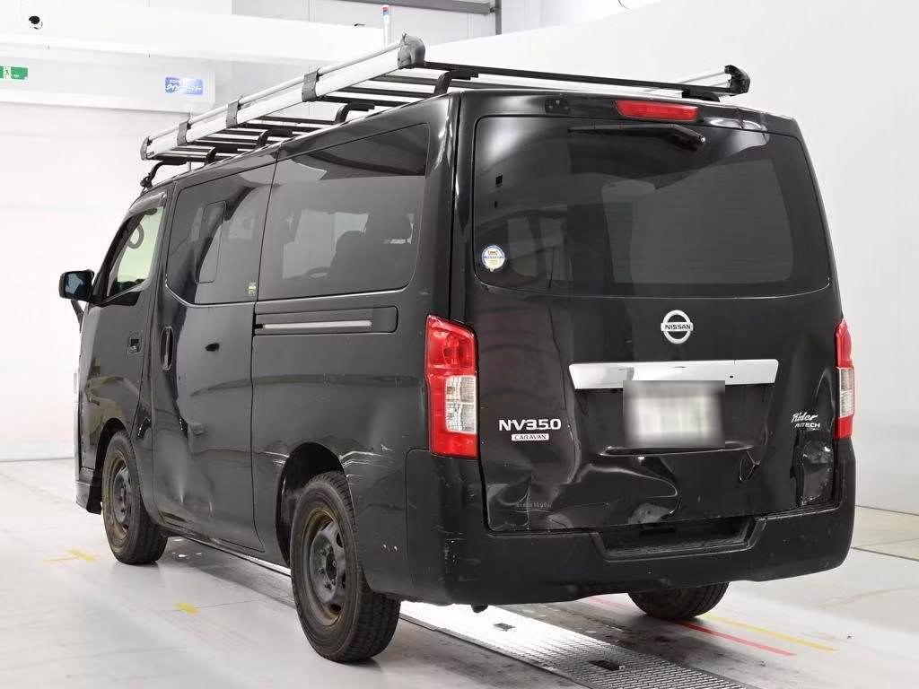 NISSAN NV350 CARAVAN