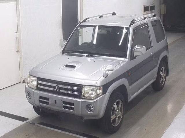 MITSUBISHI PAJERO MINI