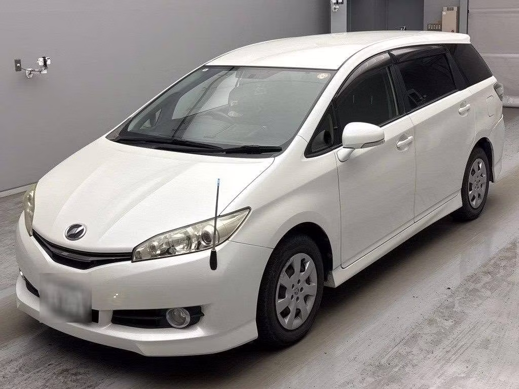 TOYOTA WISH