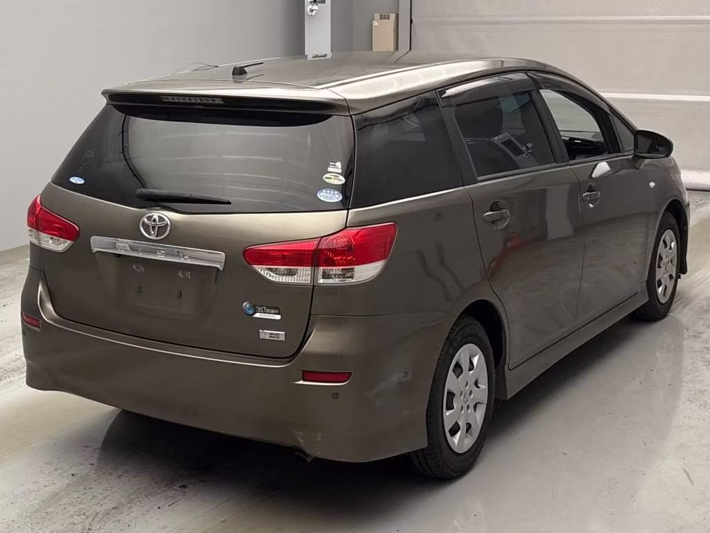 TOYOTA WISH