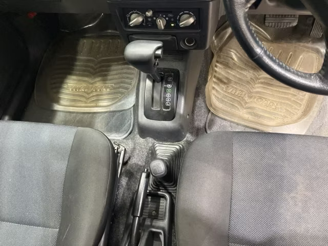 MITSUBISHI PAJERO MINI