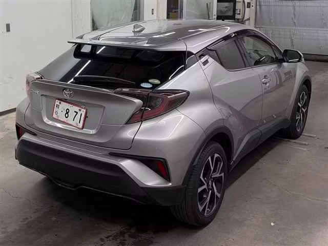TOYOTA C-HR