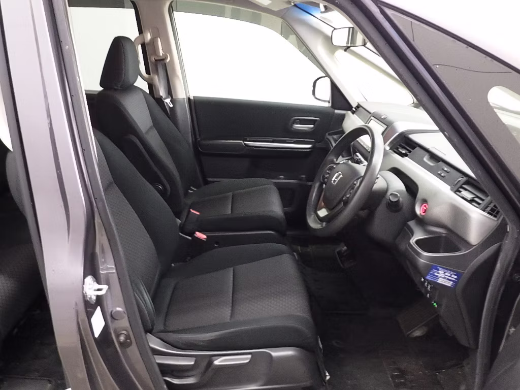 HONDA FREED+