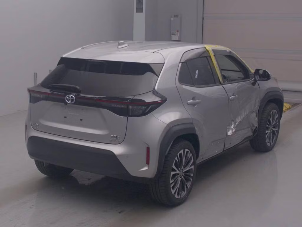 TOYOTA YARIS CROSS