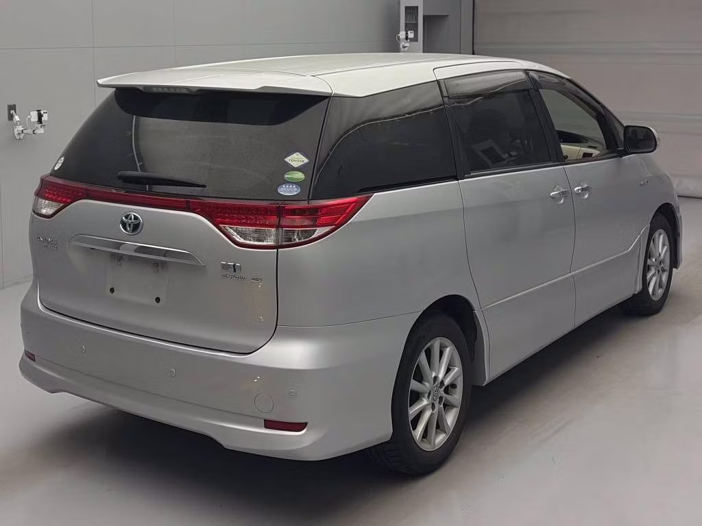 TOYOTA ESTIMA