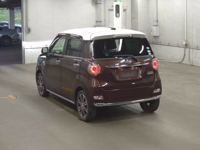 DAIHATSU CAST