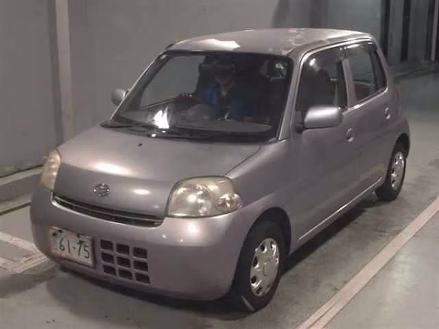 DAIHATSU ESSE
