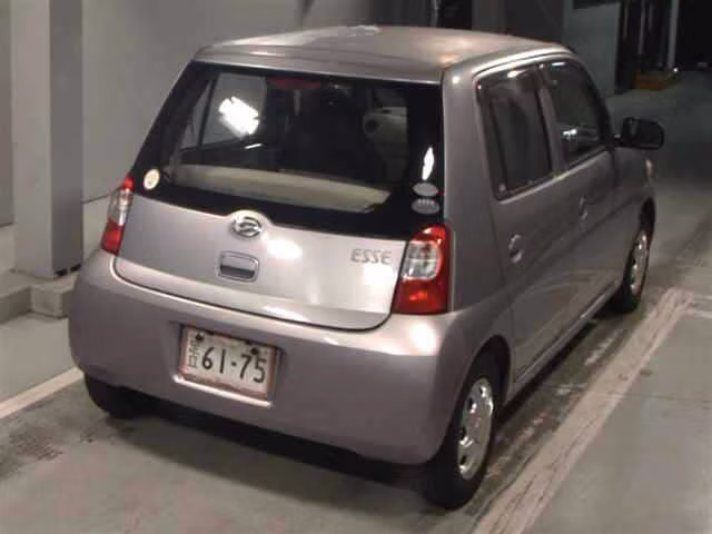 DAIHATSU ESSE