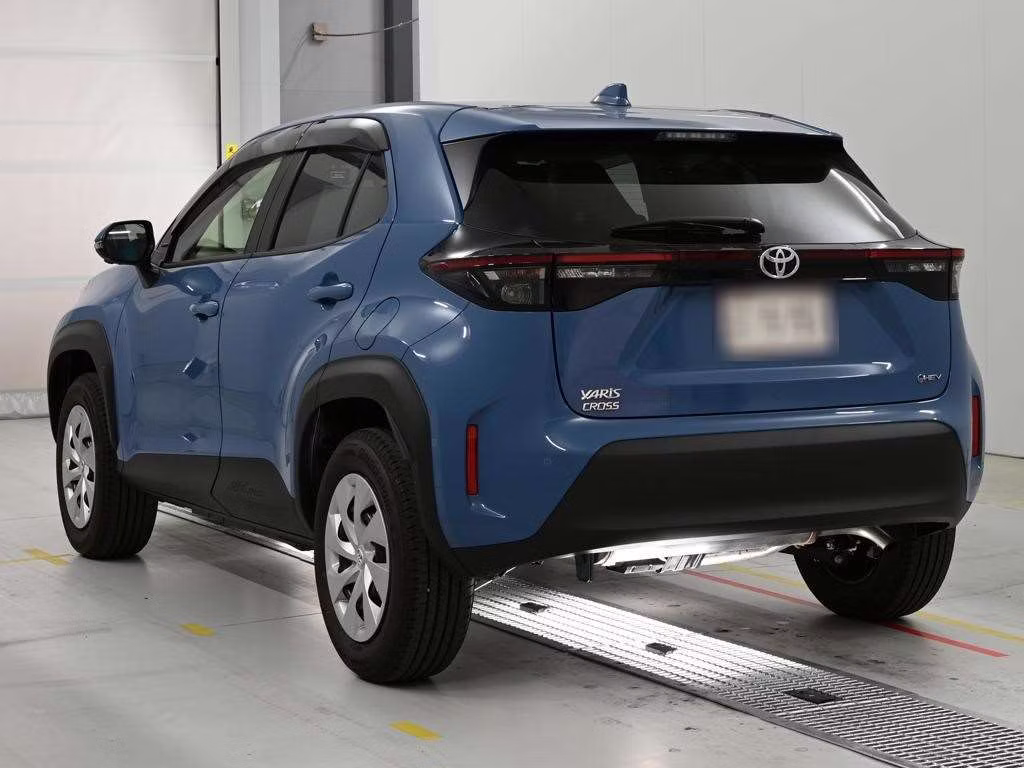 TOYOTA YARIS CROSS
