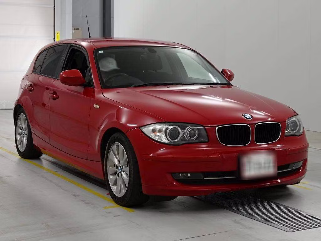 BMW 1-SERIES