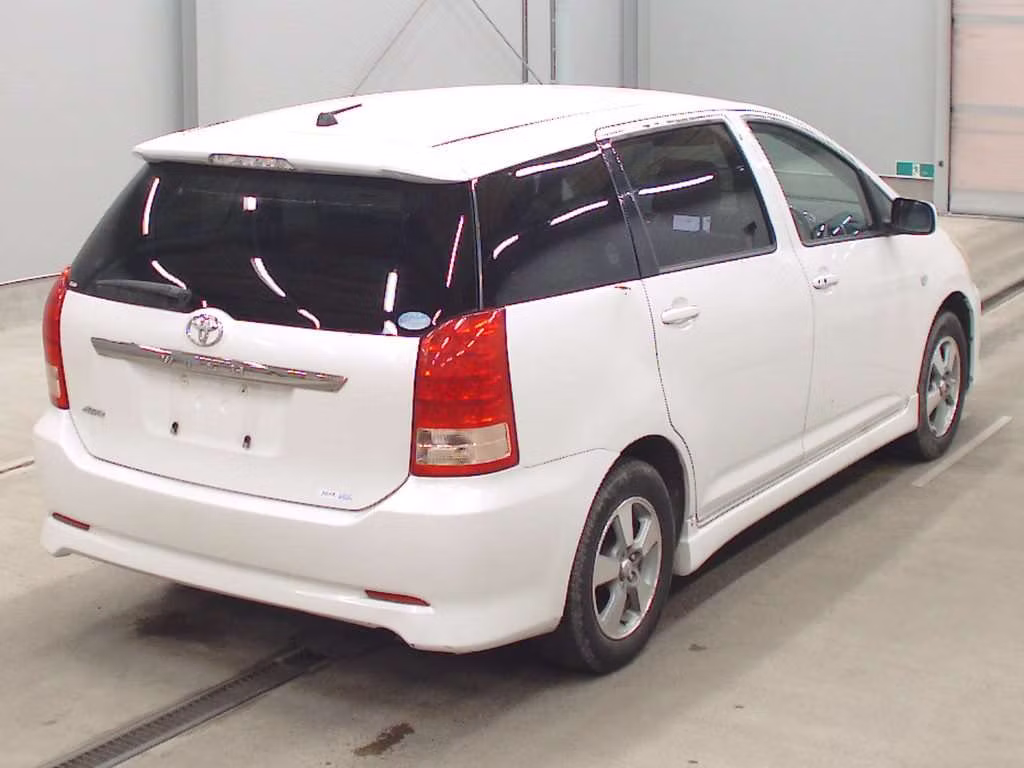 TOYOTA WISH