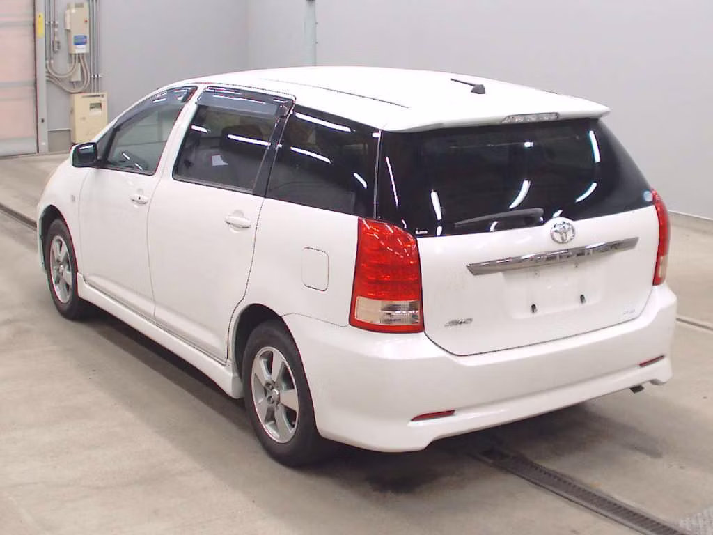 TOYOTA WISH
