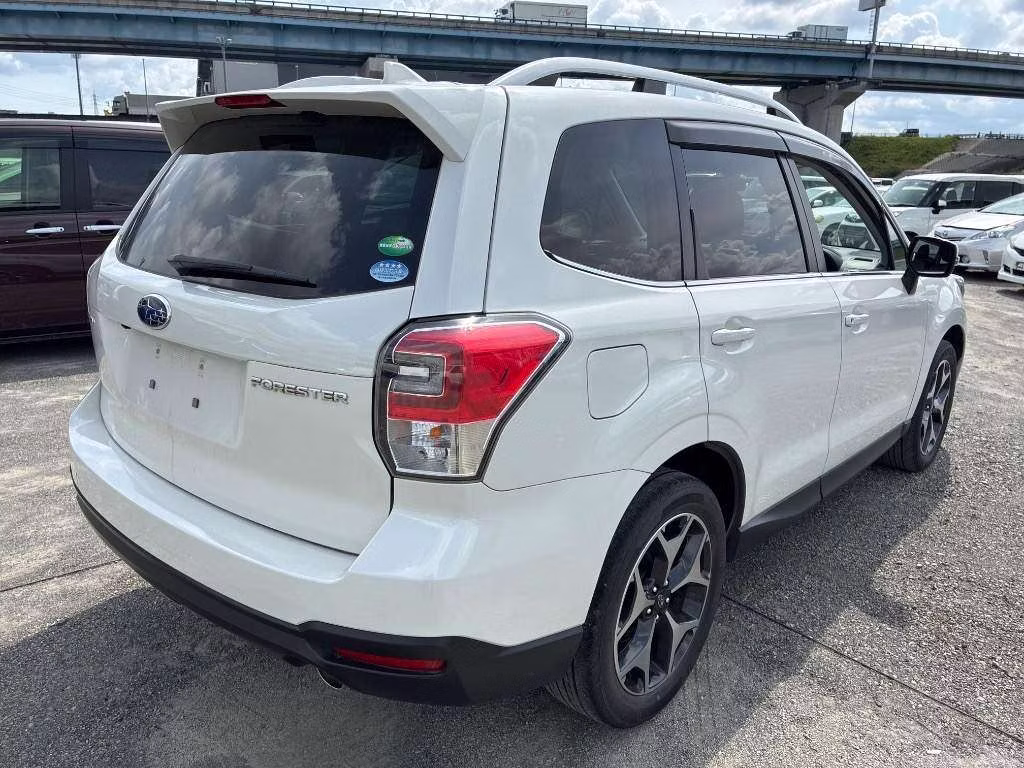 SUBARU FORESTER