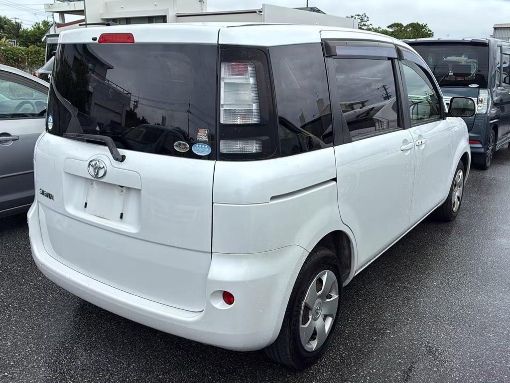 TOYOTA SIENTA
