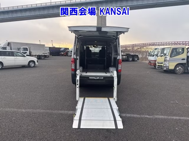 NISSAN CARAVAN