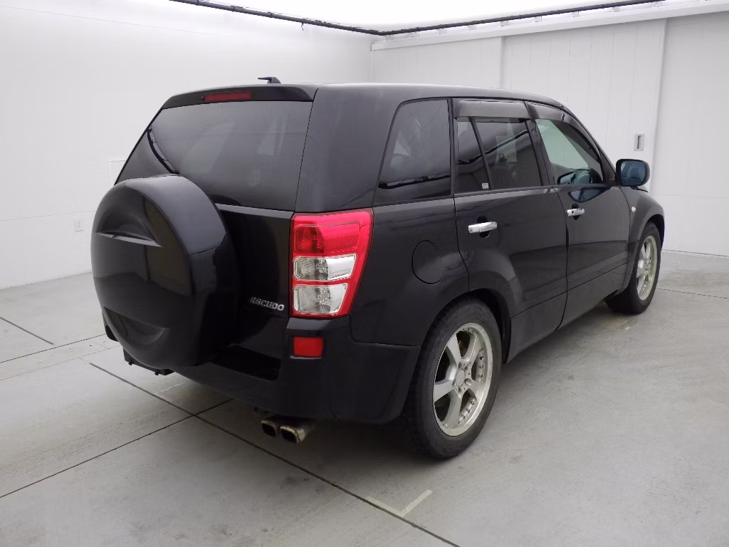 SUZUKI ESCUDO