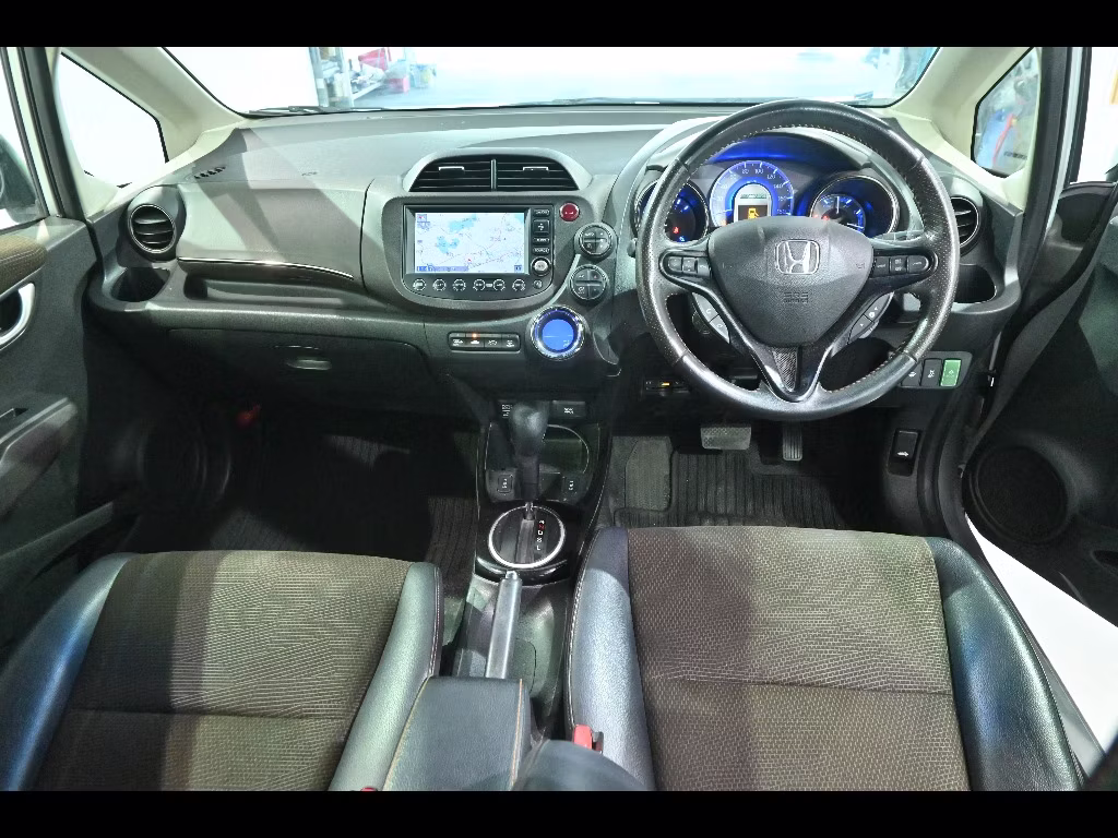 HONDA FIT SHUTTLE
