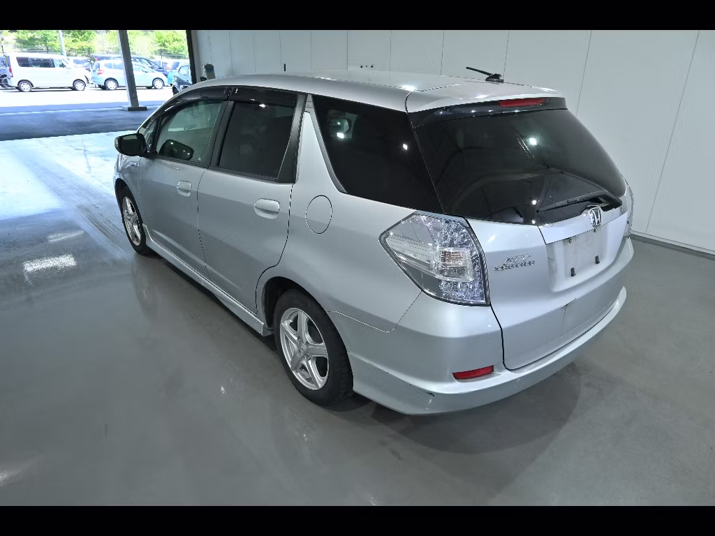 HONDA FIT SHUTTLE
