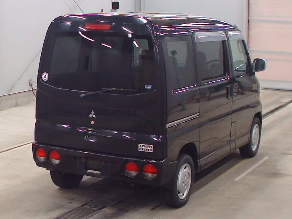 MITSUBISHI TOWN BOX