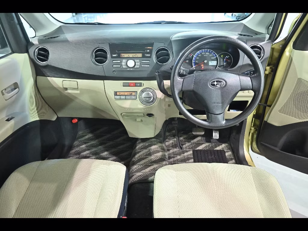 SUBARU LUCRA