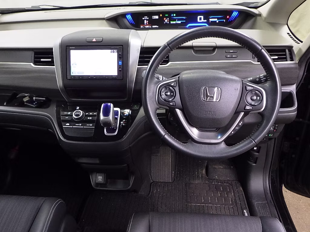 HONDA FREED+