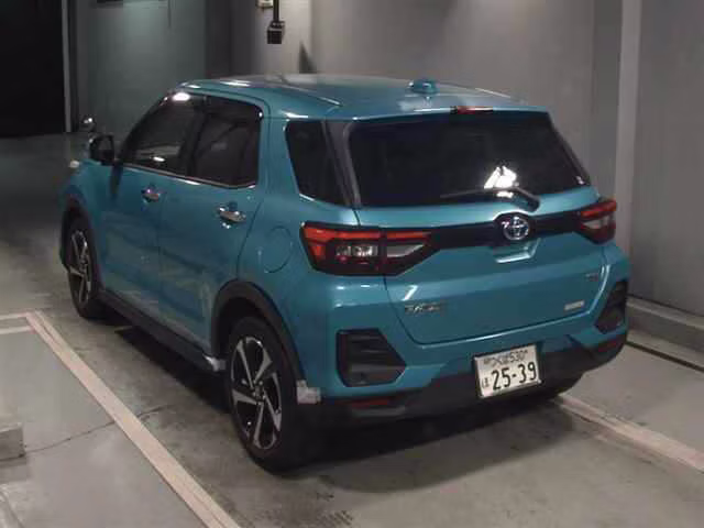 TOYOTA RAIZE