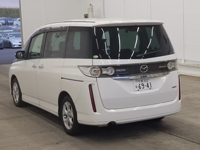 MAZDA BIANTE