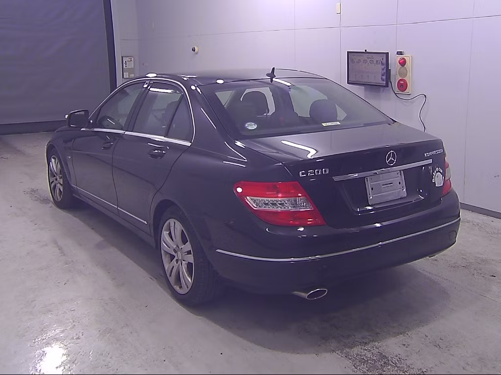 MERCEDES-BENZ C-CLASS