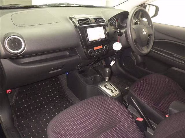 MITSUBISHI MIRAGE