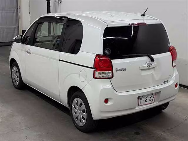 TOYOTA PORTE