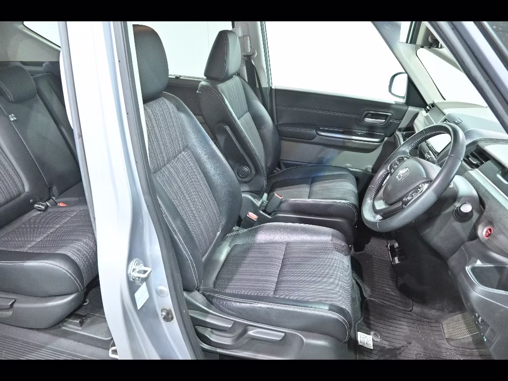HONDA FREED+