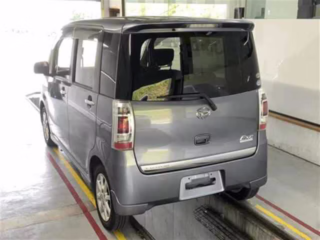 DAIHATSU TANTO EXE