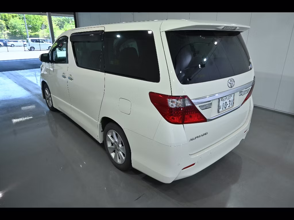 TOYOTA ALPHARD