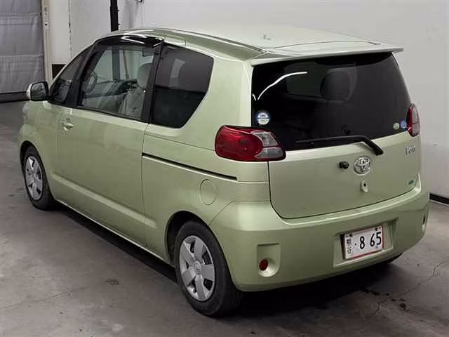 TOYOTA PORTE