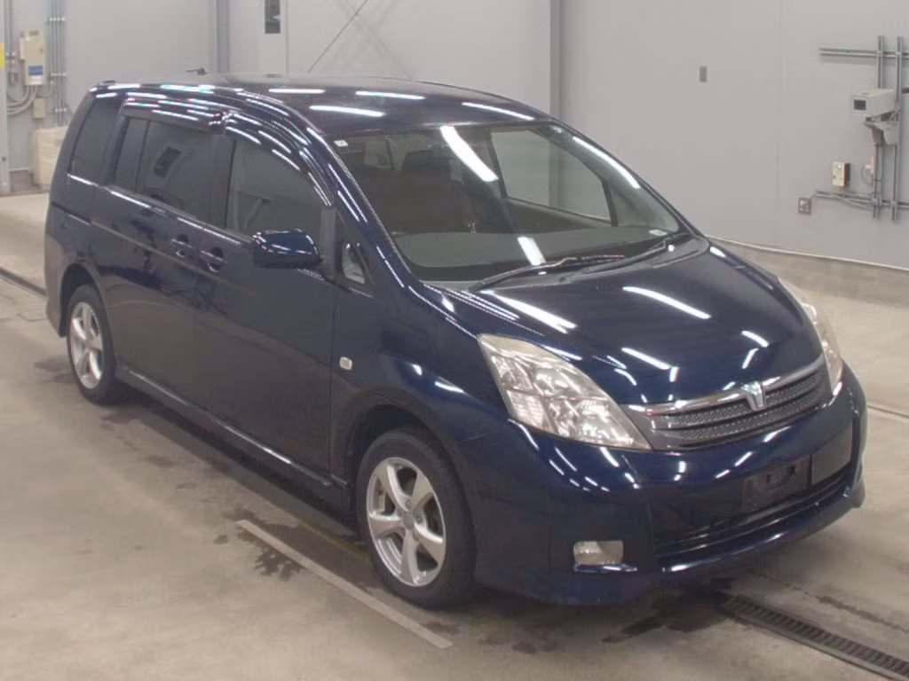 TOYOTA ISIS