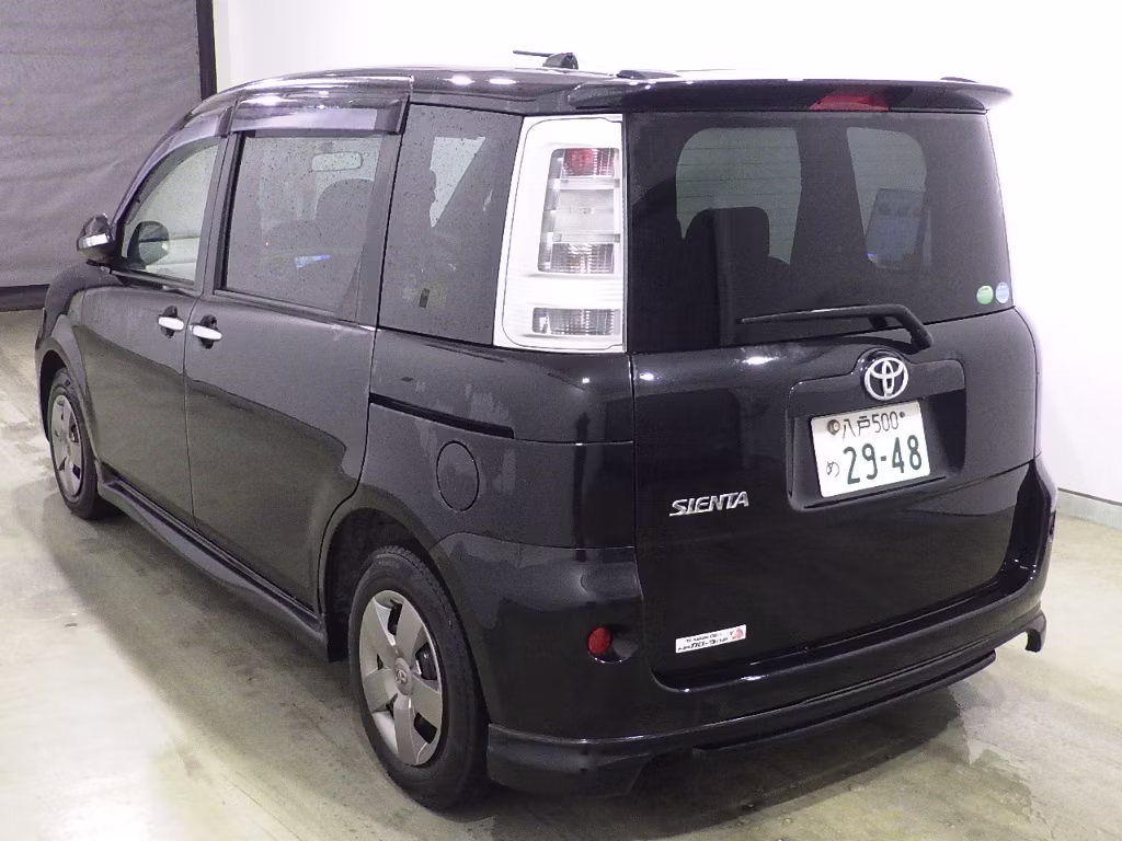 TOYOTA SIENTA