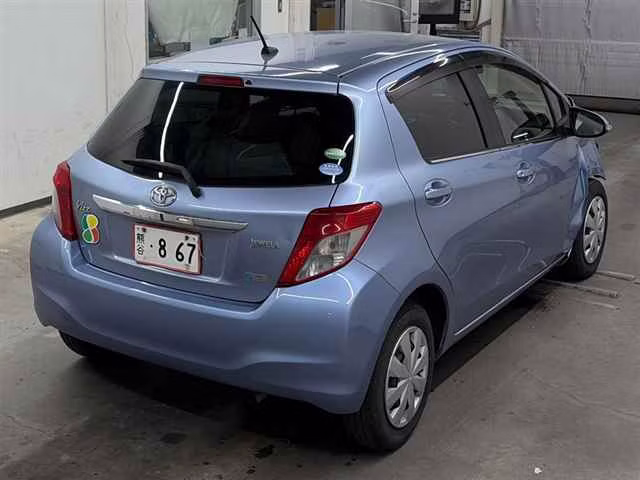 TOYOTA VITZ