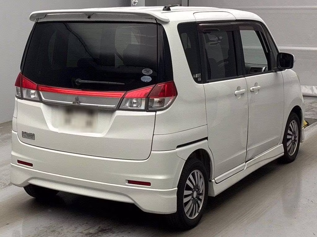 MITSUBISHI DELICA D:2