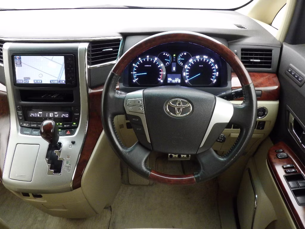 TOYOTA ALPHARD