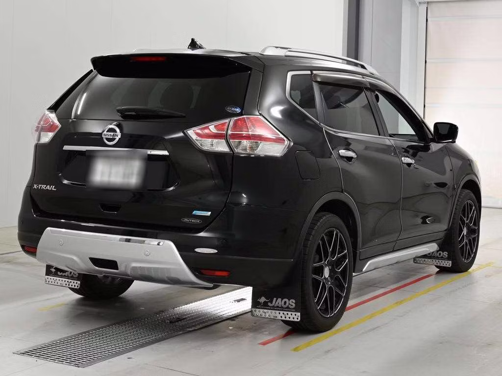 NISSAN X-TRAIL