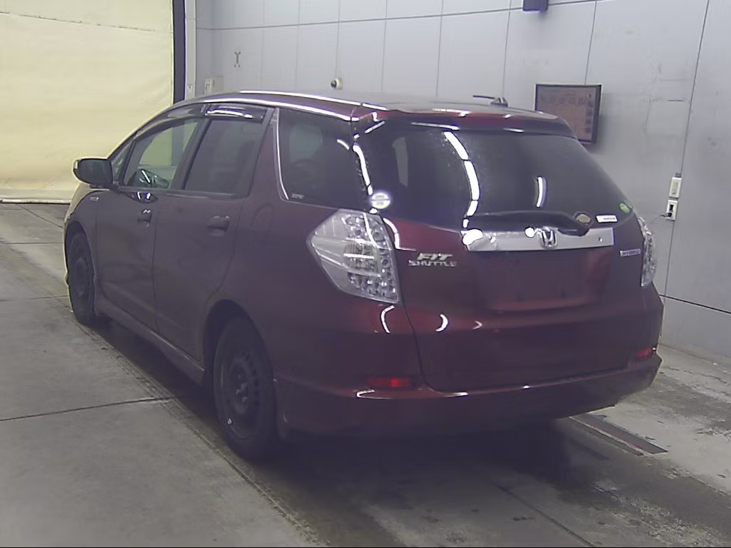 HONDA FIT SHUTTLE