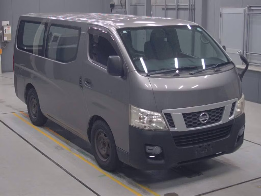 NISSAN NV350 CARAVAN
